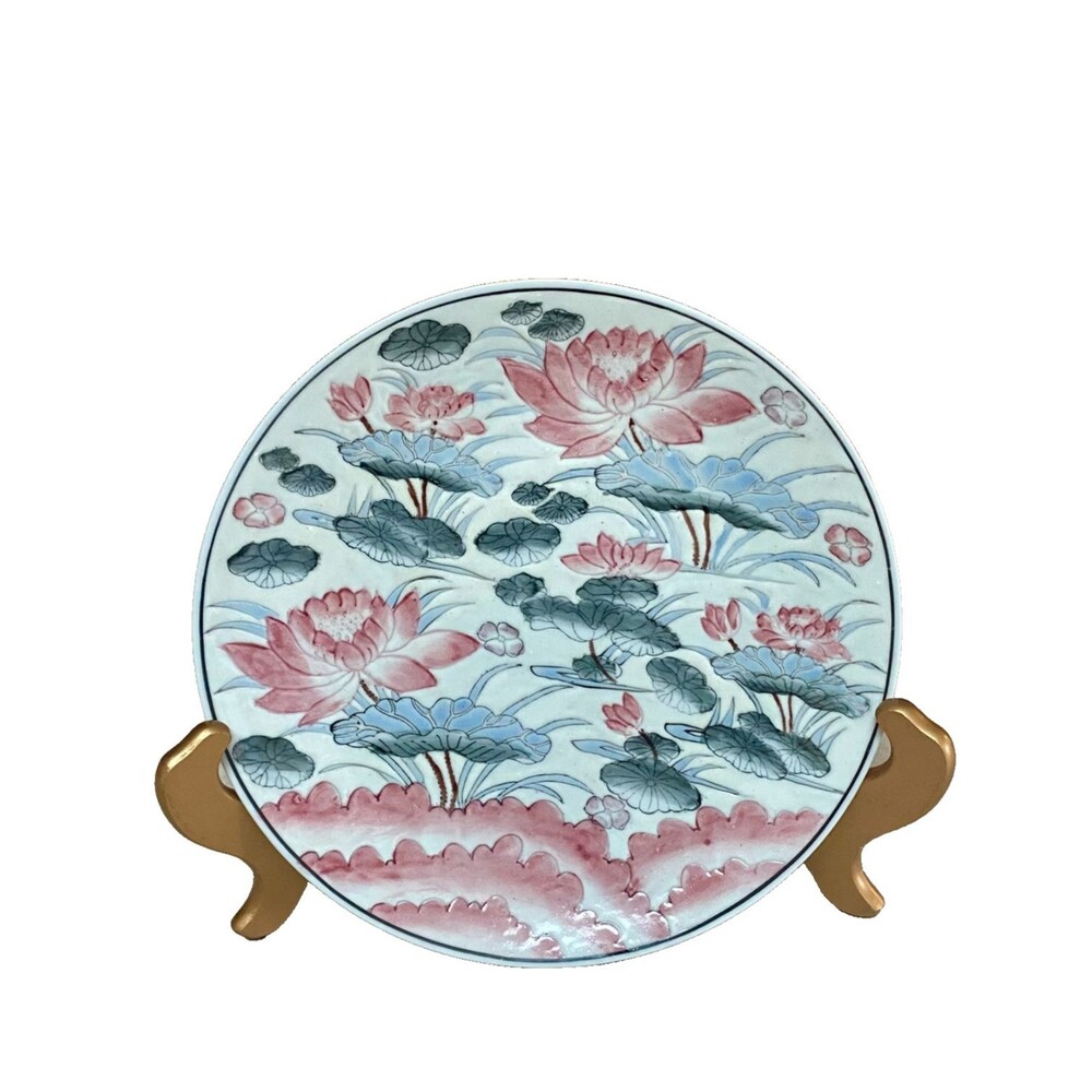 Vintage‎ Chinese Porcelain Macau Hand Painted Lotus Flowers Plate 10"